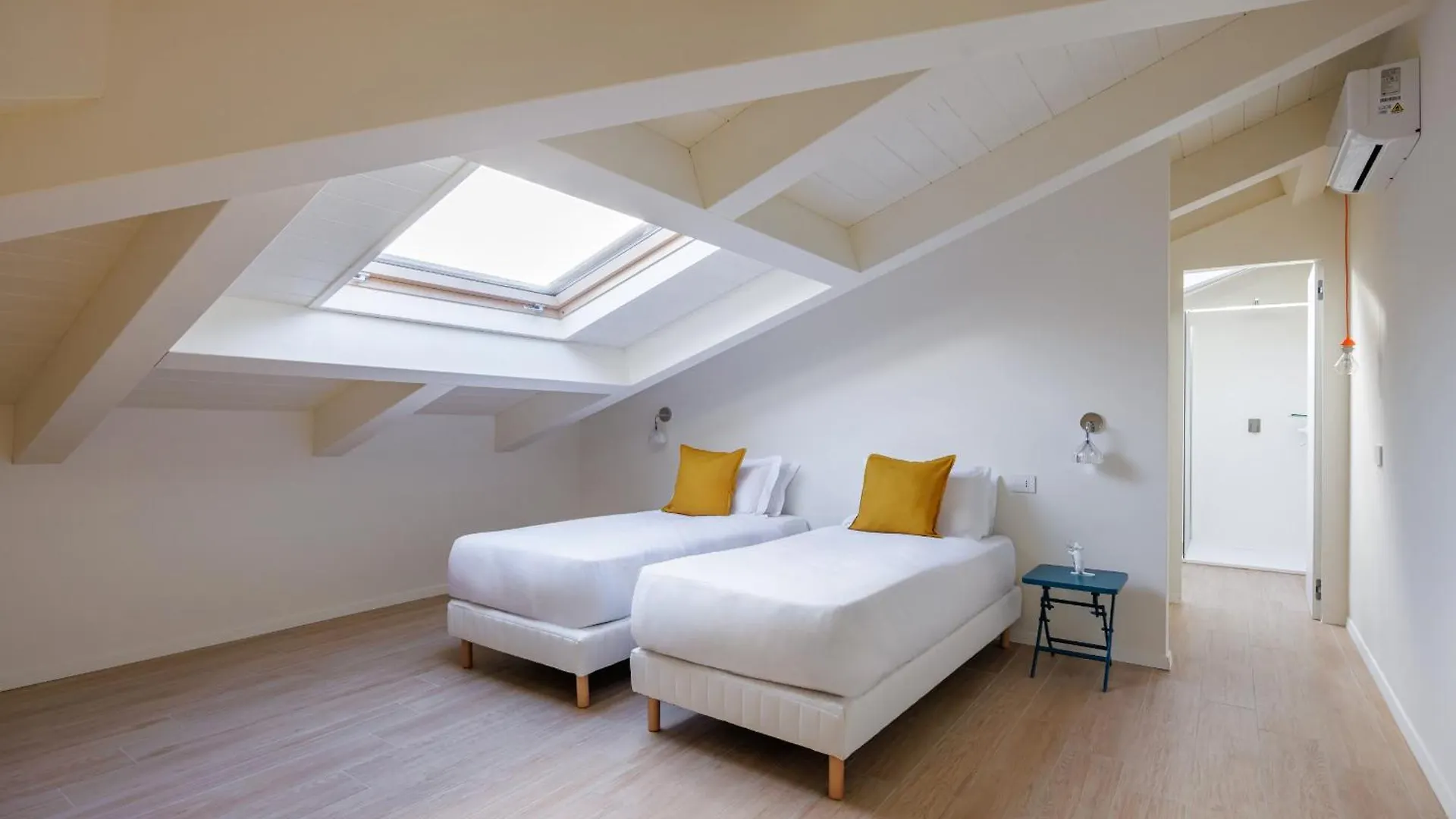 Napoli White Apartment By Wonderful Italy Italy